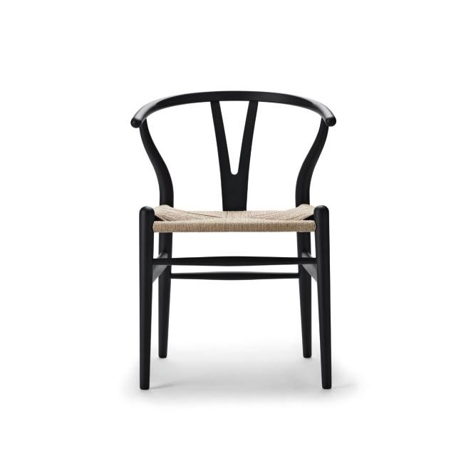 CH24 y stol fra Carl Hansen & Søn