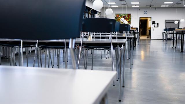 Indretning af kantine på Sorø Gymnastiskefterskole